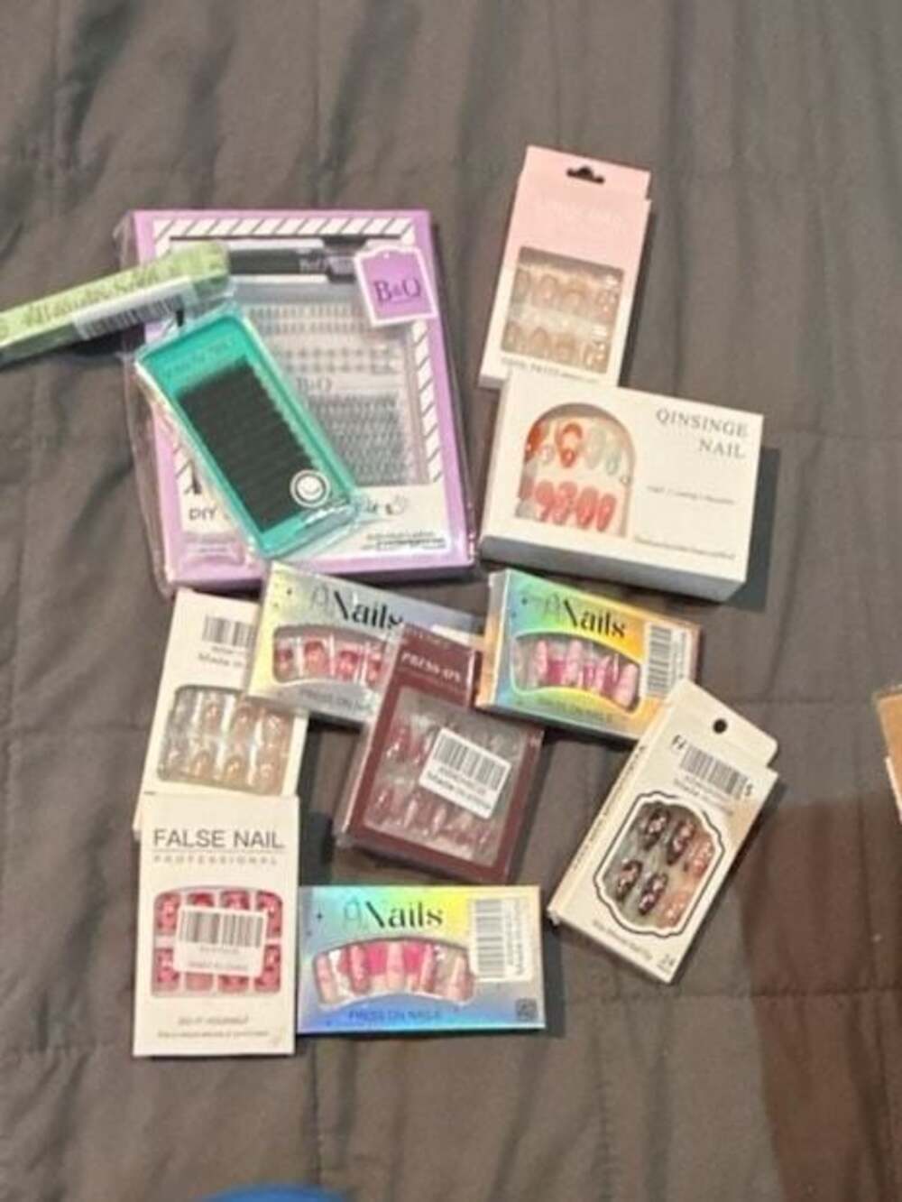 Large Lot Press-On Nail Sets And Eyelash Kits